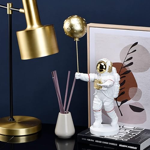 Miniatura 4 de Estatuas de astronauta escultura para decoración del hogar, astronauta con globo, figura de resina de gran tamaño, adorno de arte para oficina, sala