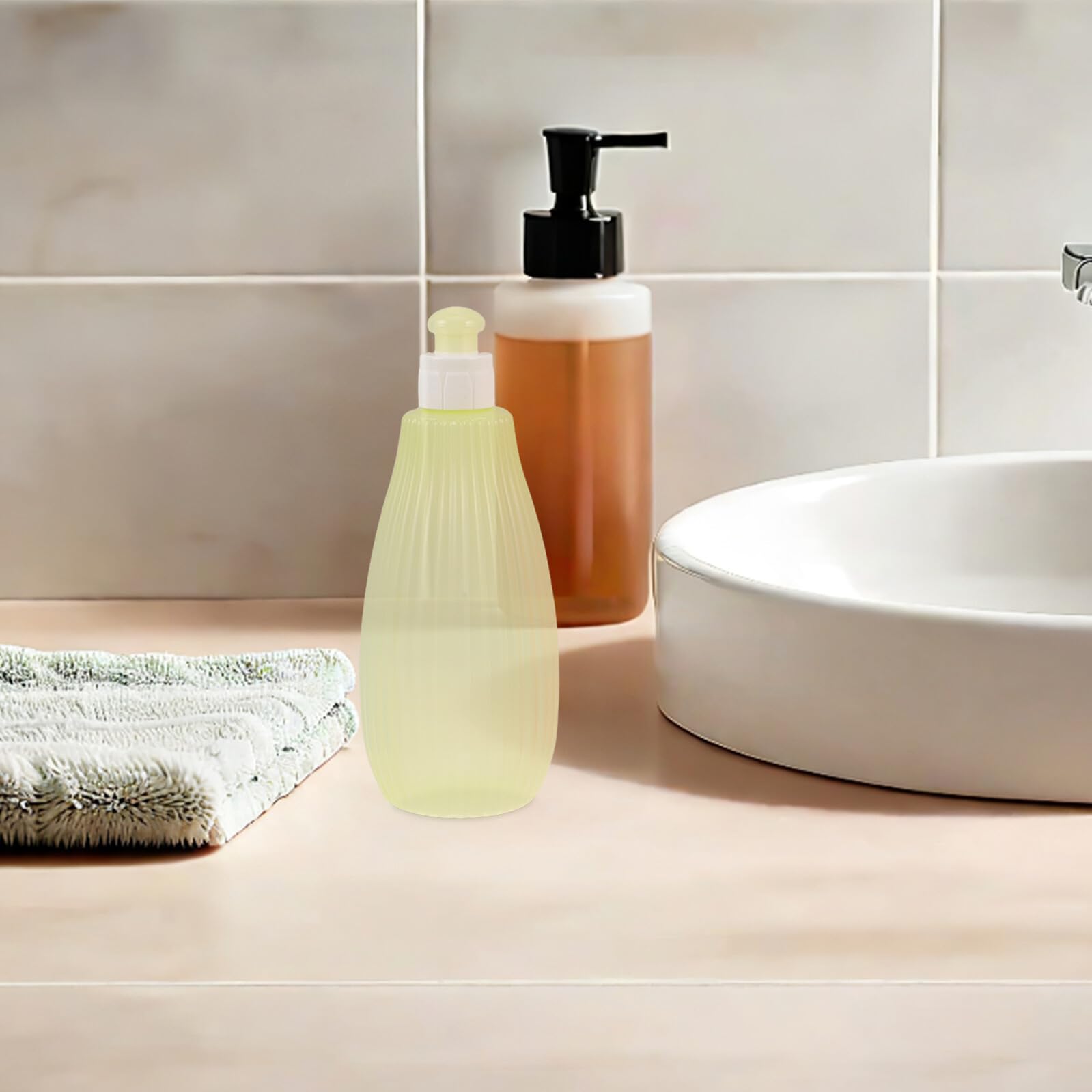 Hohopeti Kit Portátil de 3 Piezas para Limpieza Suave de Glúteos de Bebés Recién Nacidos, Botella de Bidé de 350ml para Cuidado Íntimo en Estancias Nocturnas y Hospital