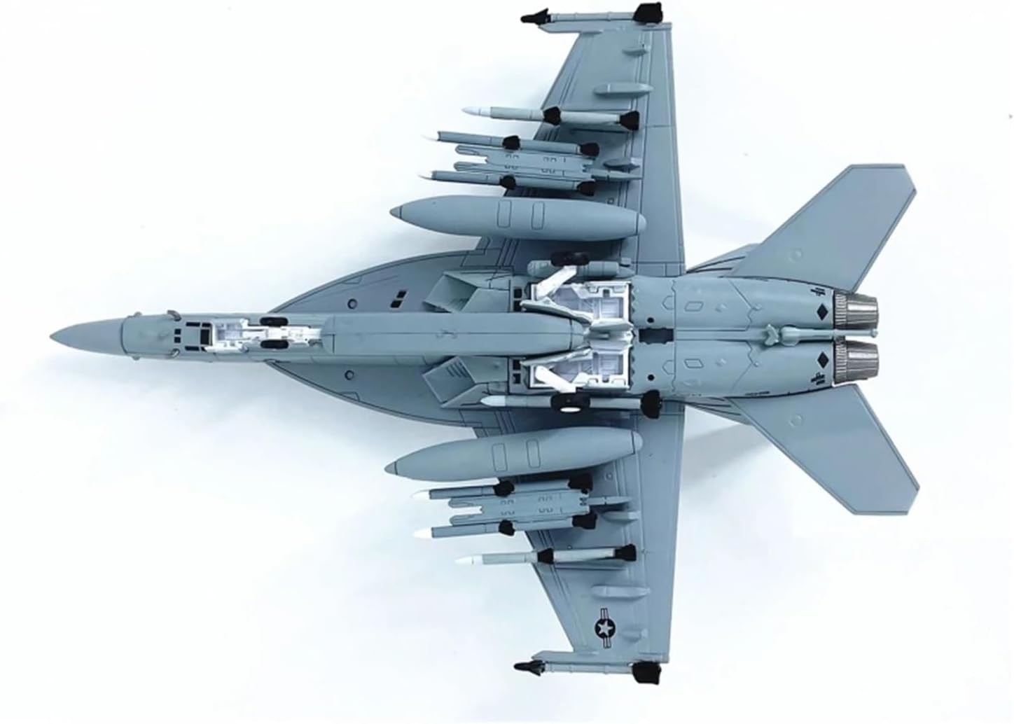 Decorated Airplane Models 1: 100 for Chinese J-35 Fighter Model Die-cast Alloy Aircraft Model Party Gifts Suitable for Decoration