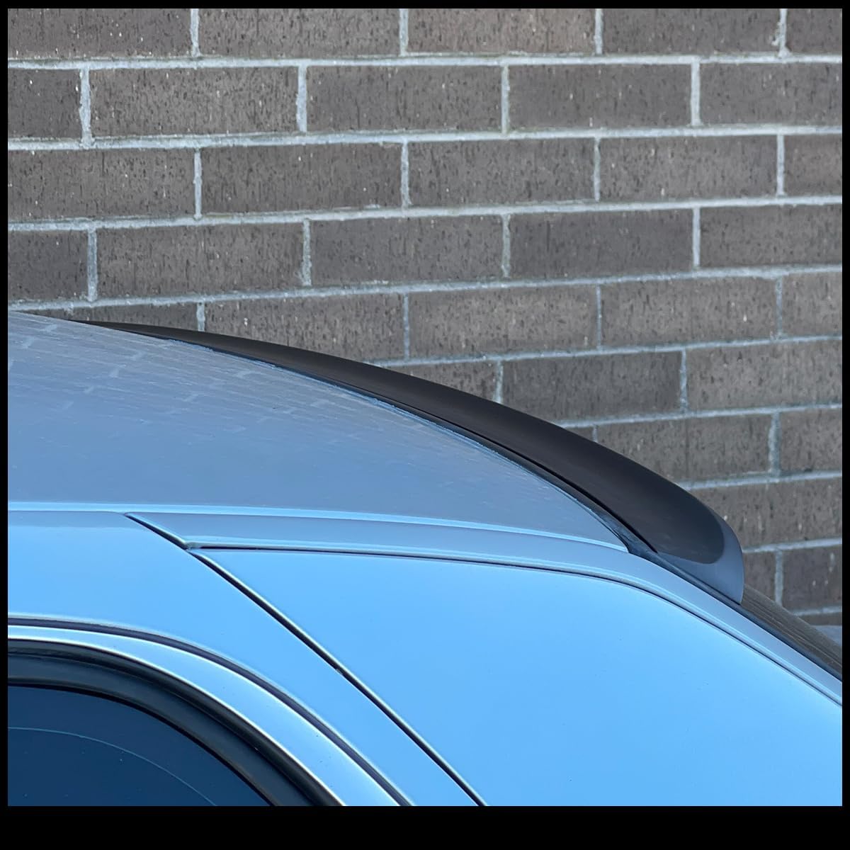SpoilerKing Rear Window Roof Spoiler Compatible with Ford Crown Victoria 1992-2012 (284R)