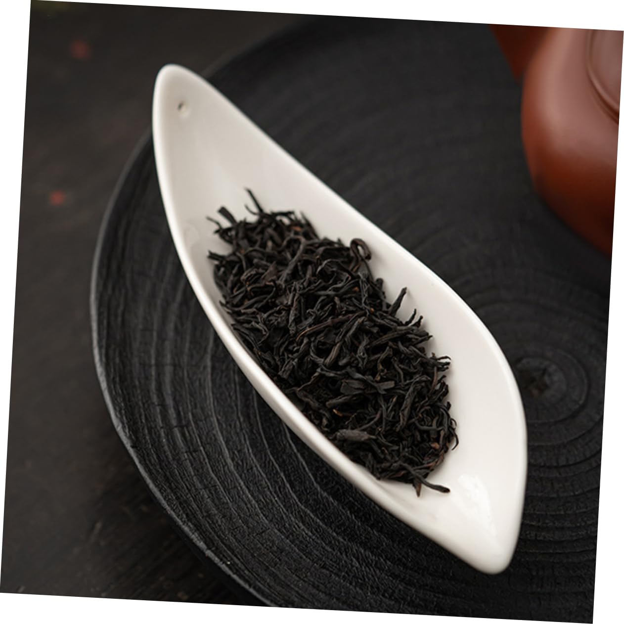 TOPPERFUN Chinese Tea Scoop Multi Functional Ceramic Loose Leaf Tea Holder Decorative Container for Tea Salt Powder Elegant Design for Tea Ceremony