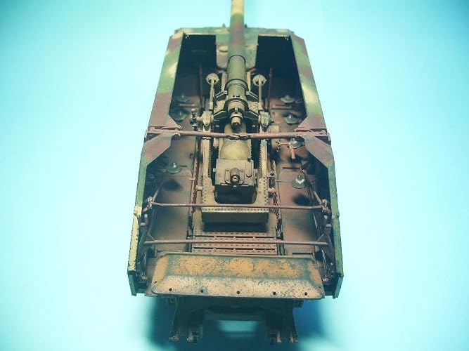 Amazon | FALLER トランペッター 1/35 ドイツ軍 兵装運搬車輌 グリレ17