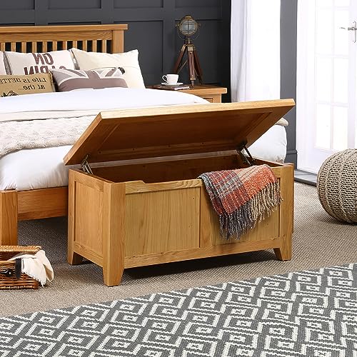 The Furniture Market Cheshire Oak Blanket Bedding Storage Box - Premium Quality Storage Solution - Elegant and Durable Design - Ideal for Bedrooms, Living Rooms, and Hallways - H 500 x W 980 x D 460mm