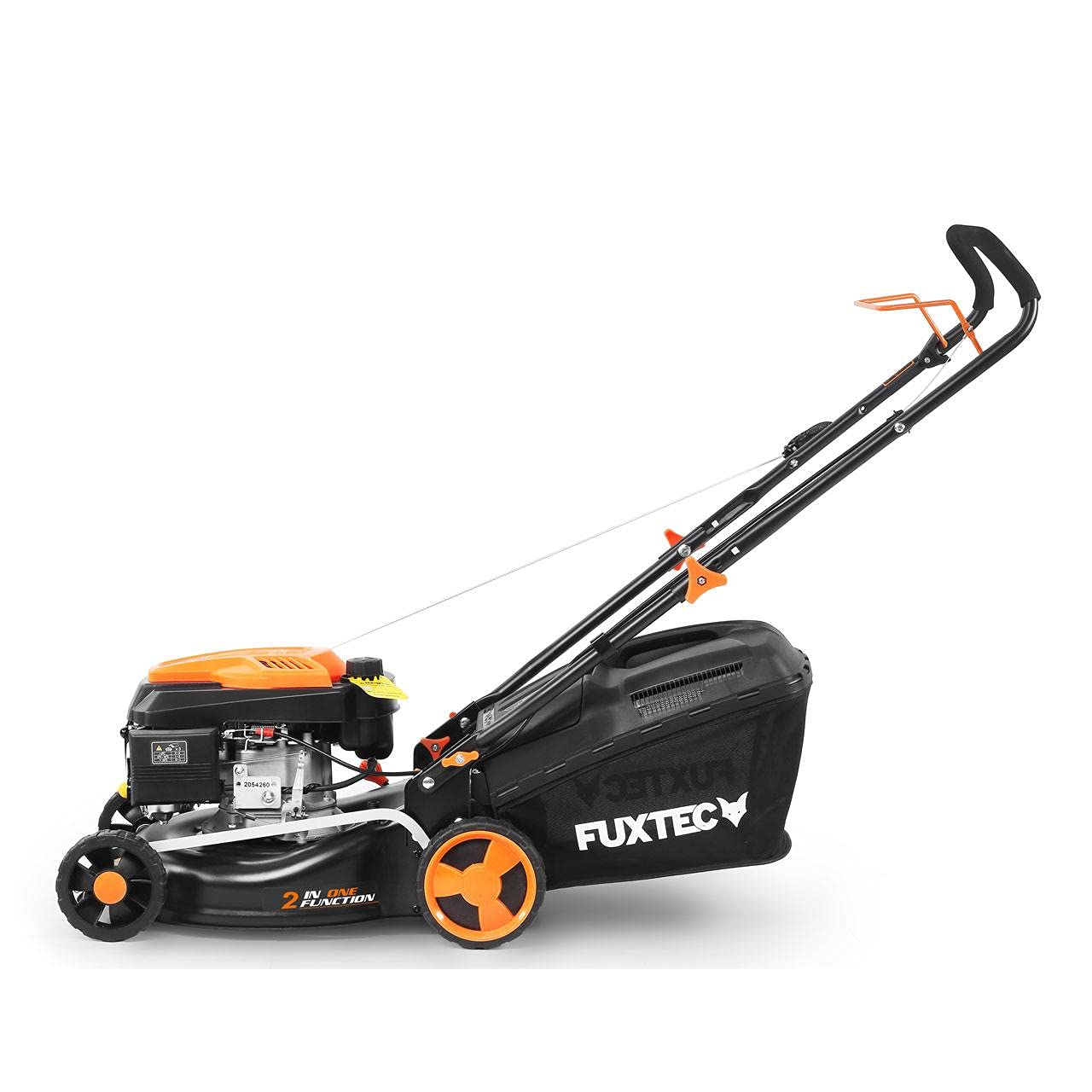 Kosiarka spalinowa FUXTEC 2w1 FX-RM4346ECO, 3,5 KM / 2,6 kW, szer. koszenia 42 cm, 5 poziomów (25–70 mm), 4-suwowa 146 cm³, kosz 40 l i zlacze do czyszczenia