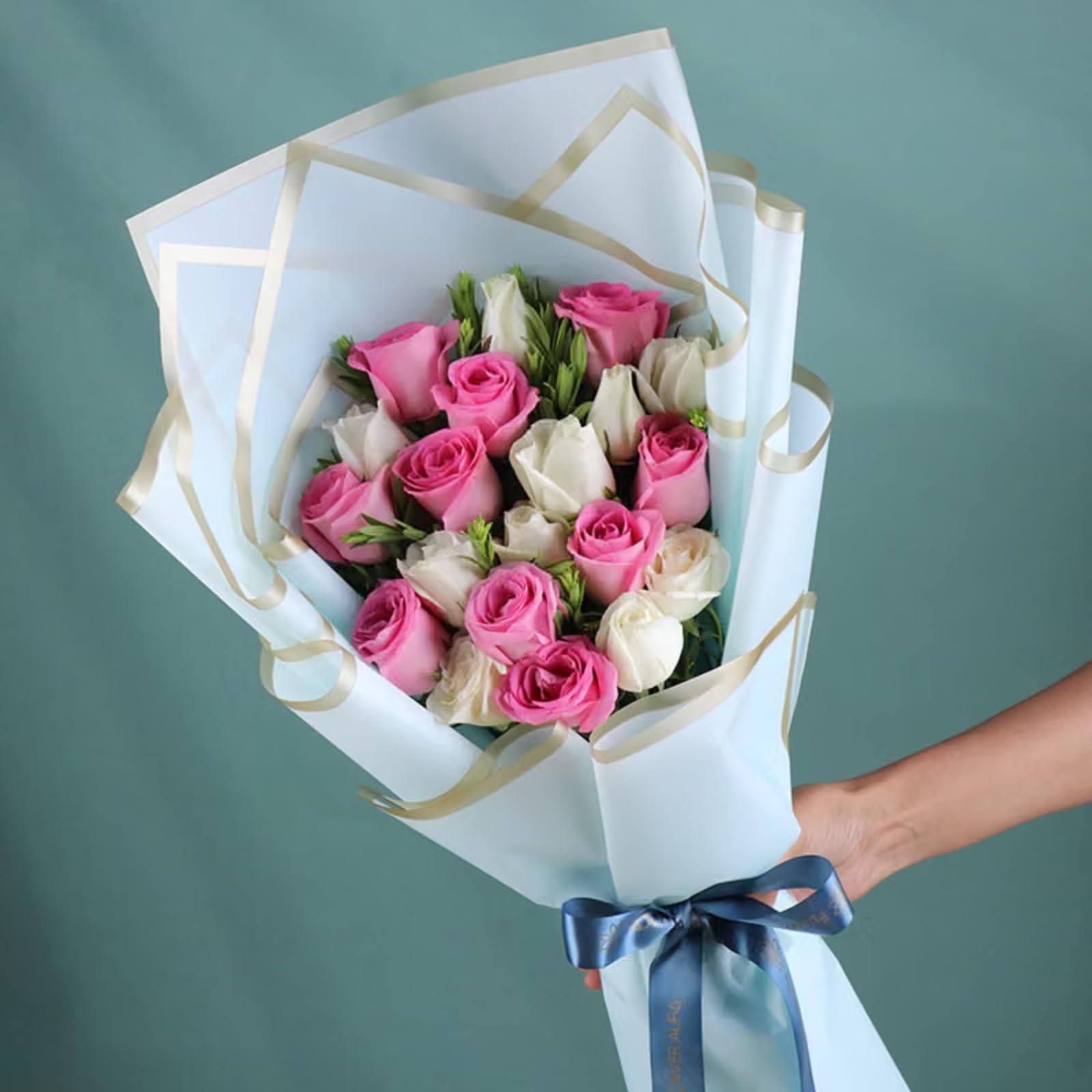 FlowerAura Premium Fresh Live Flower Bouquet of 10 White & 10 Pink Roses For Birthday Gift, Anniversary Gift, Wedding Gift, Rose Day Gift, Valentine's Day Gift, New Year Gift (Same Day Delivery)-image-35