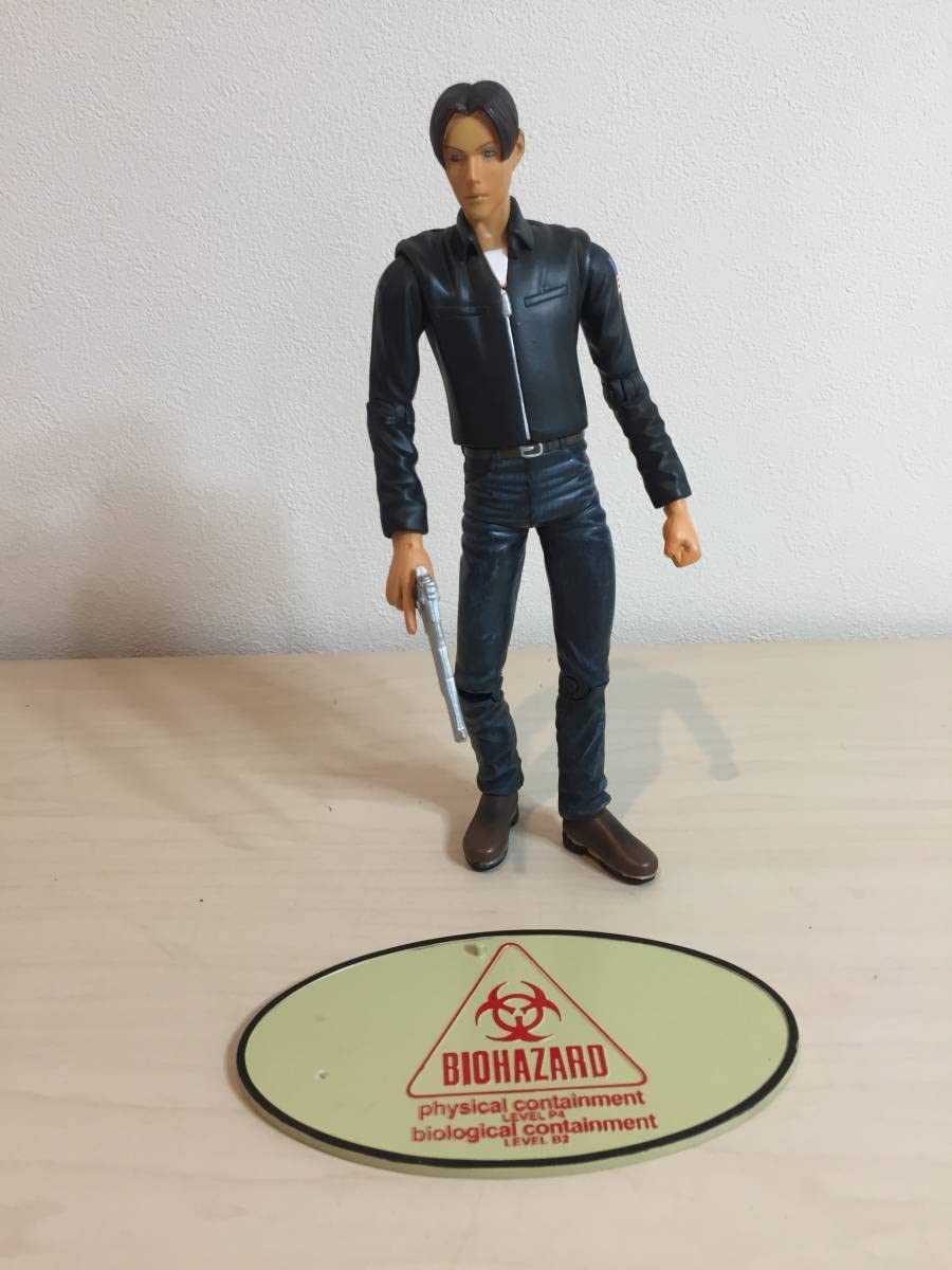 Amazon | レオン・S・ケネディ レザージャケットVer. バイオ