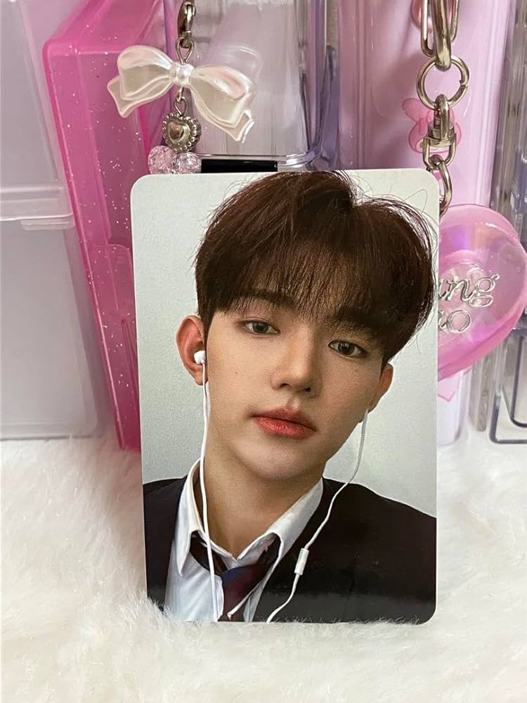 ZB1 ペンコン ZEROSE ZONE サイン入り トレカ DAY3 ハオ ZB1 ペンコン ZEROSE ZONE サイン入り トレカ DAY3 ハオ ZB1 ペンコン