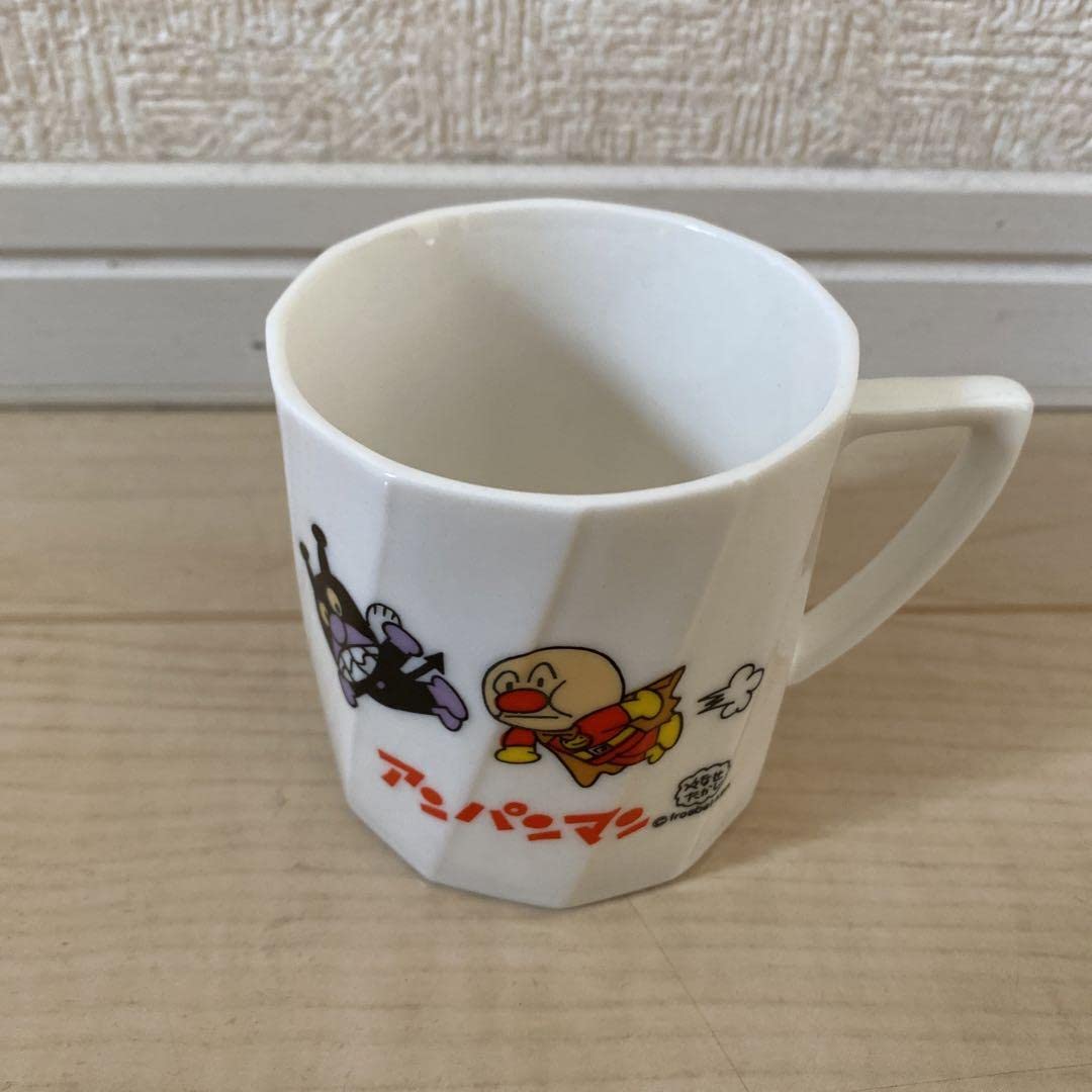 Amazon.co.jp: アンパマン やなせたかし 初期 マグカップ フレーベル館