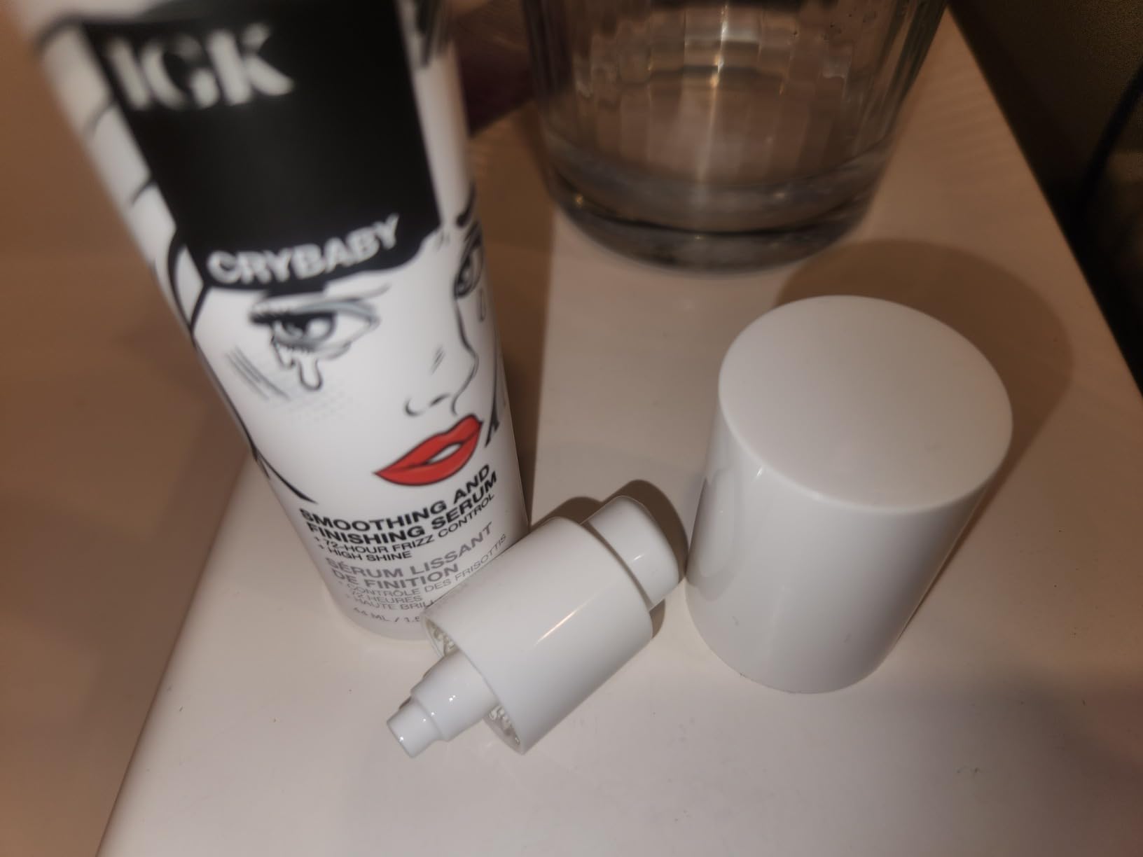クリーミー Garnier Fructis Sleek & Shine Anti-Frizz Serum, Frizzy, Dry