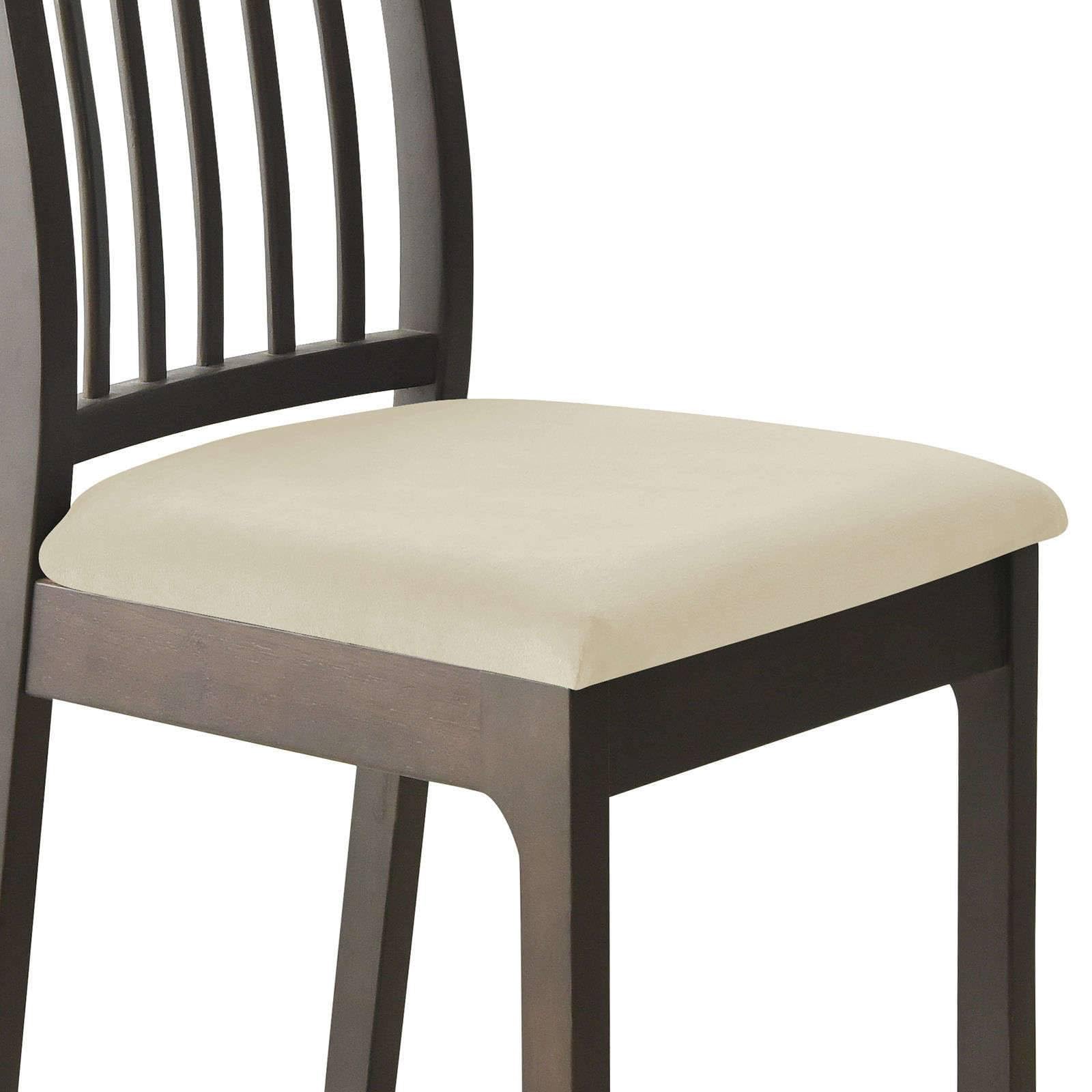 Housses de chaise en velours pour une décoration de table élégante en famille