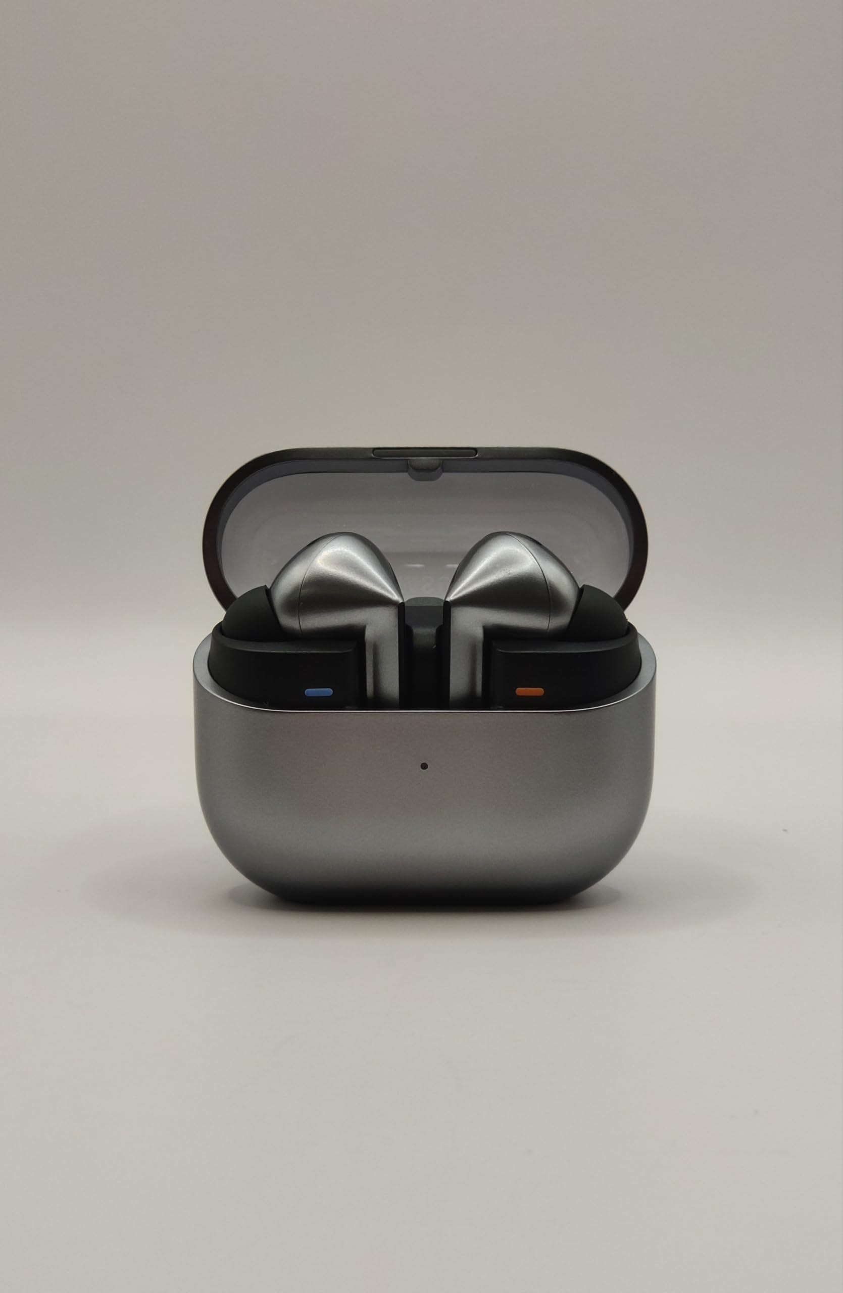 Samsung Buds3 Pro Non-UK Not Certified UK Item Grey