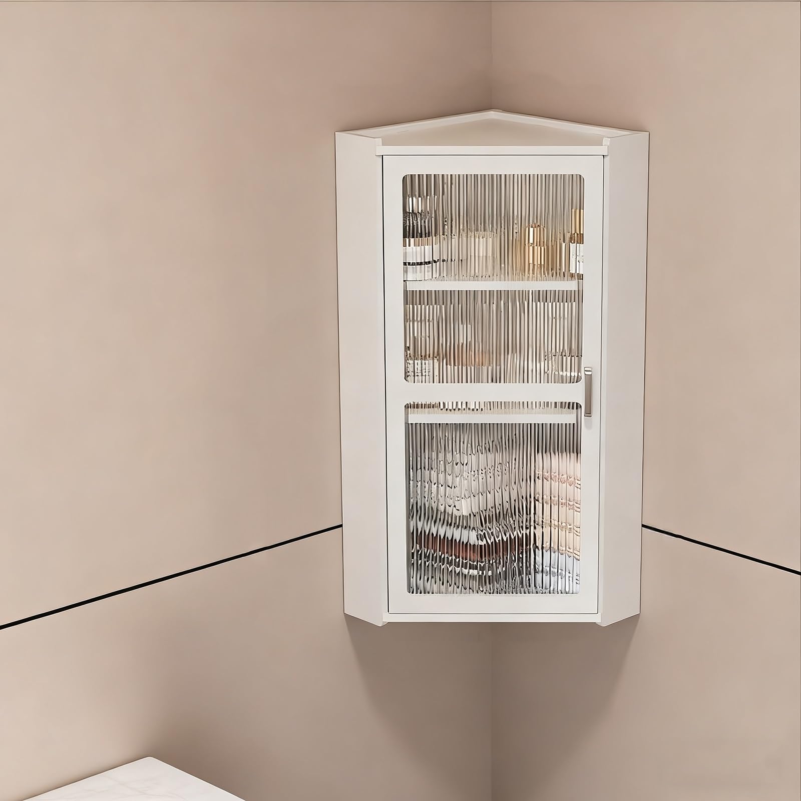 Meuble d'angle mural pour résoudre le manque de place dans la cuisine