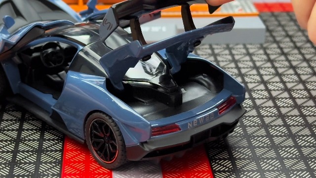 Amazon.com: FLYKIRIN Fast & Furious 1:32 McLaren Senna Diecast