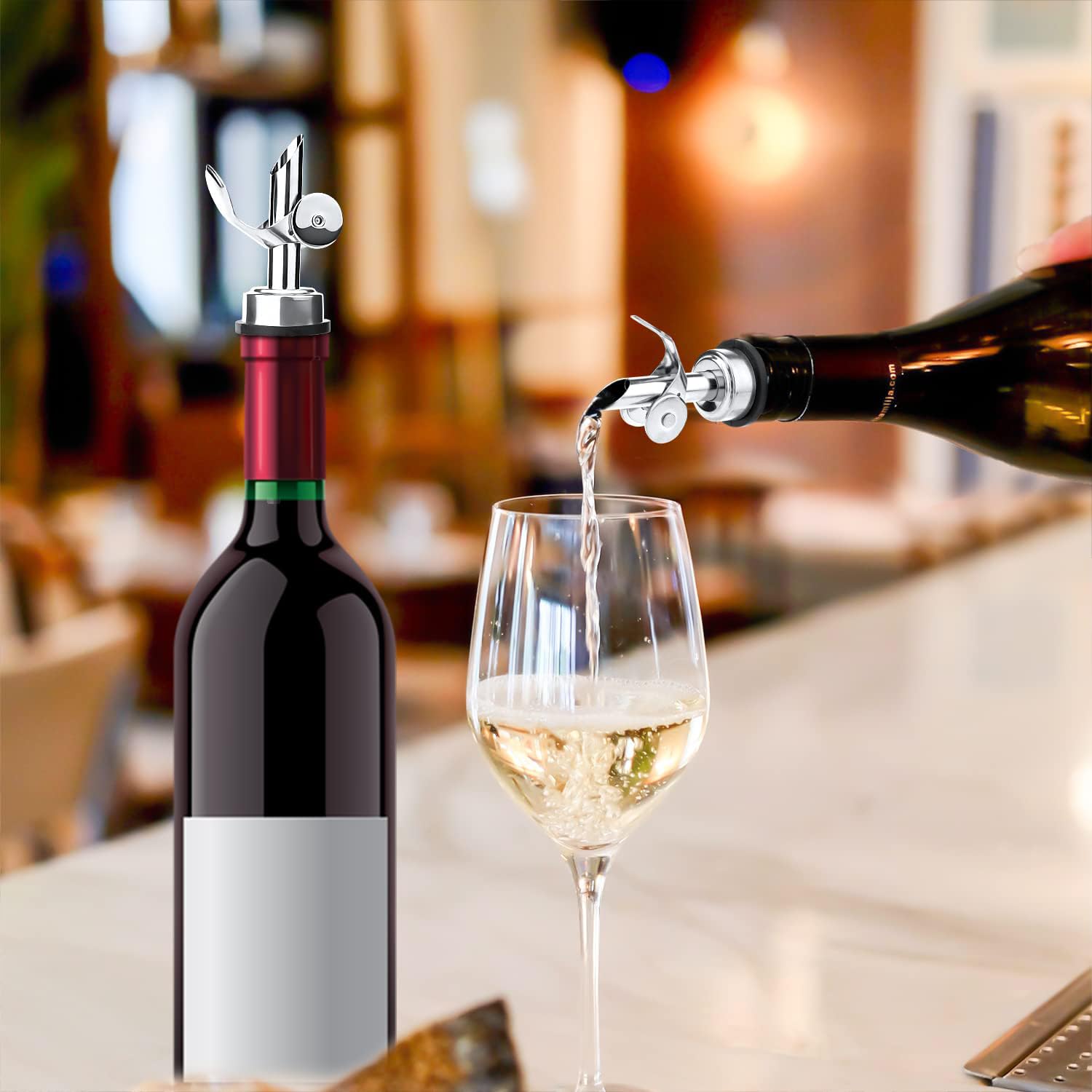 4 vertedores de botellas de licor de acero inoxidable con peso: boquillas automáticas para verter con precisión, a prueba de fugas y apto para lavavajillas (plata)