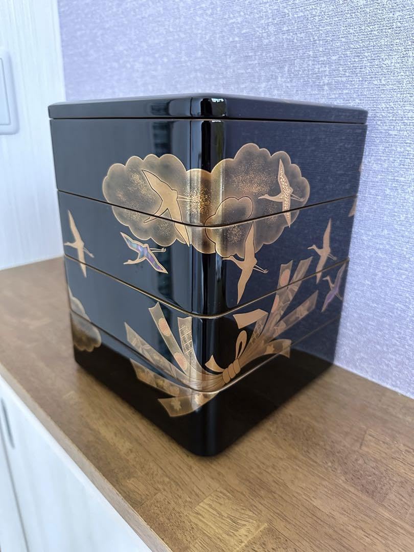 輪島塗り 漆器 4段 お重 鮓井　骨董品 美術品 輪島塗り 漆器 4段 お重 鮓井骨董品 美術品