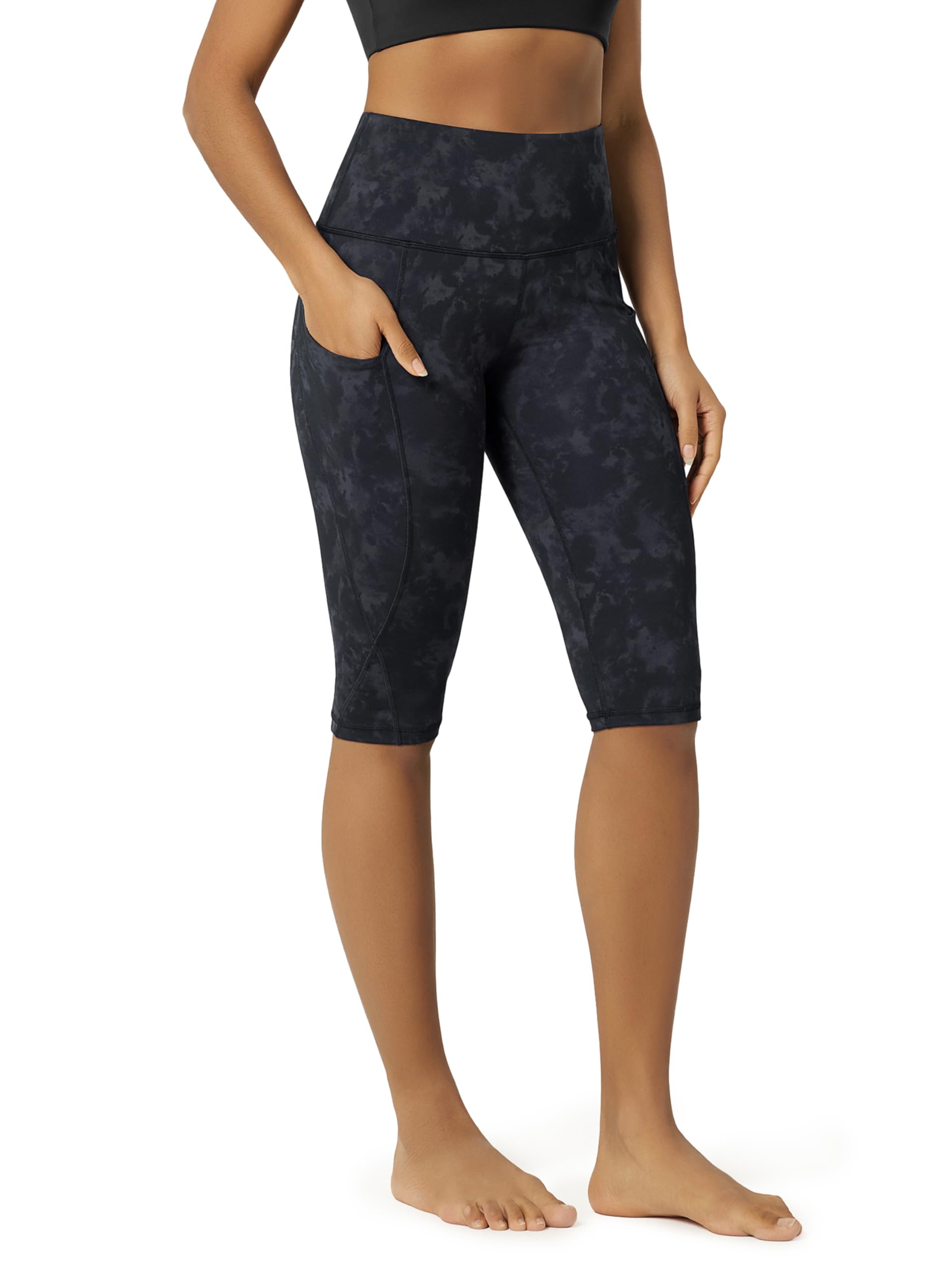 ODODOS Women's High Waisted Yoga Capris with Pockets, Tummy Control Non See Through Workout Athletic Running Capri Leggings