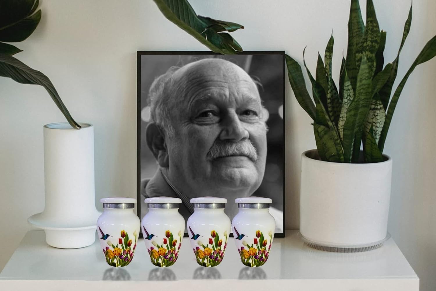 BOLD & DIVINE Keepsake Decorative Urns for Human Ashes - Mini Urns Set of 4 Hummingbird