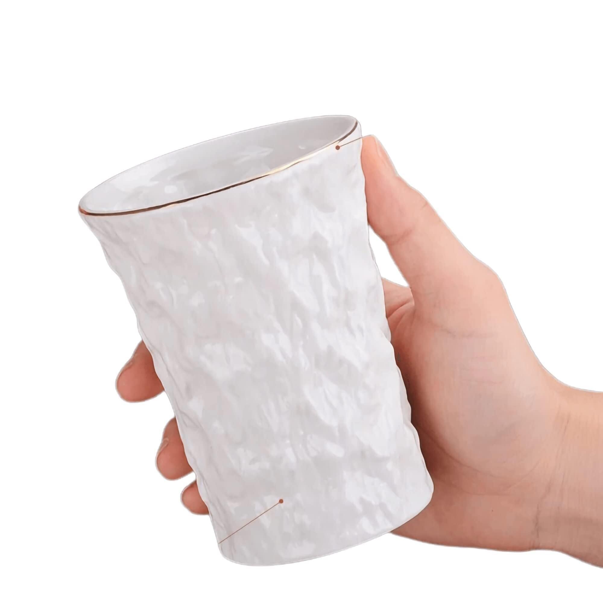 Set di accessori per il bagno Dispenser di sapone, portaspazzolino, 2 tazze, bianco con decorazioni moderne for la casa in oro, 5 pezzi Arredamento per gli affittuari