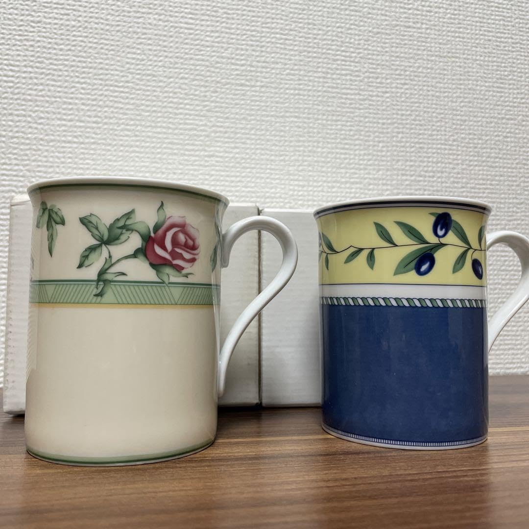 フェチェンロイター　ハッピータイム　赤　プレート２枚＆マグカップ２客 フェチェンロイター ハッピータイム 赤 プレート2枚