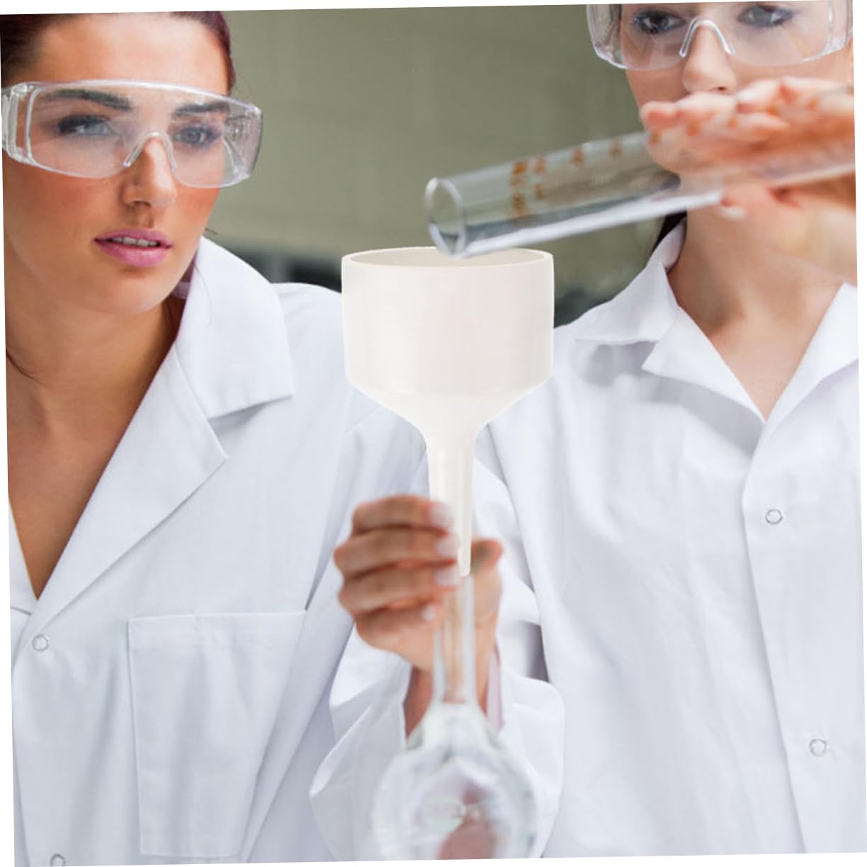 ULTECHNOVO Embudo Buchner y Filtro de Cerámica Blanco Superficie Pulida para Filtrado de Laboratorio para Experimentos Científicos