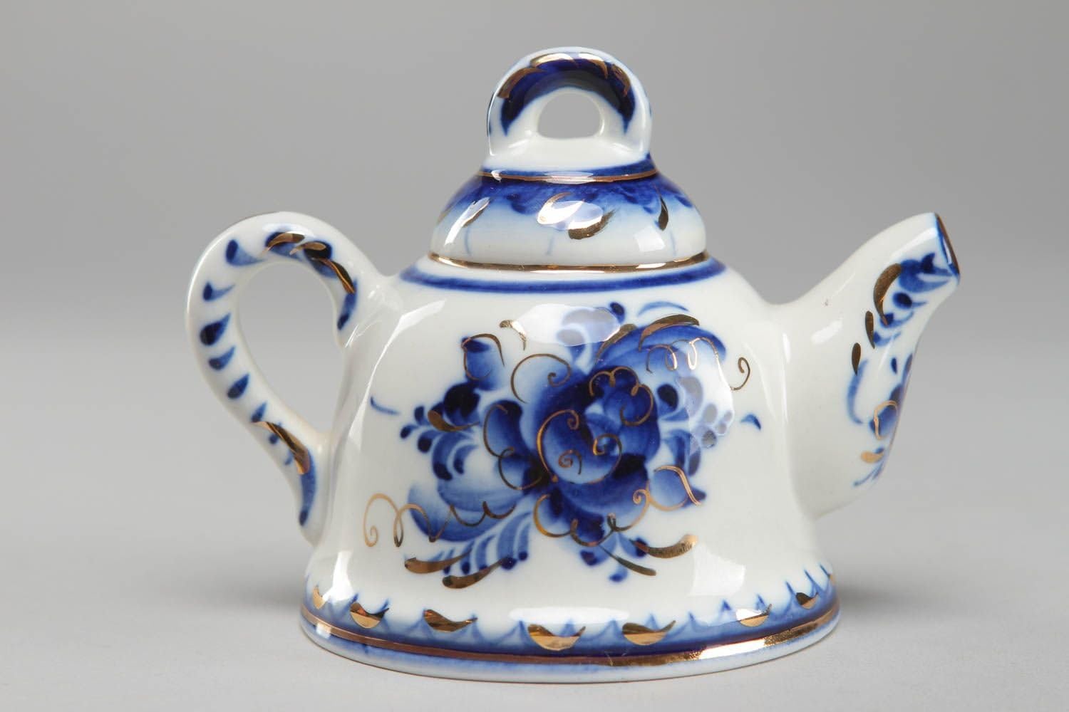 Ceramic bell with Gzhel painting