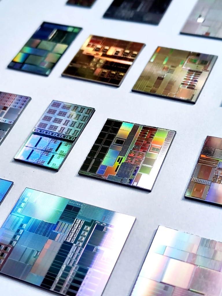 Non-Functional Silicon Wafer Chip Sample – Semiconductor Die for Research, Education, IoT Concept Display, CPU/IC Structure Demonstration, Lithography Wafer Model (5pcs CPU Core 20mm+ Perfect)