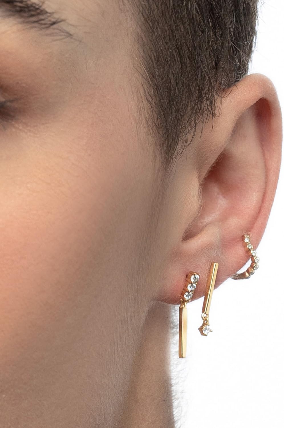 OAK & LUNA - Designer Bar Stud Earrings With Triple Cubic Zirconia Stones in Sterling Silver 0.925, Gold Vermeil - Dainty Gift For Girlfriend, Mom, Her, Women - Fashionable Jewelry For Mother's Day, Christmas, Birthday