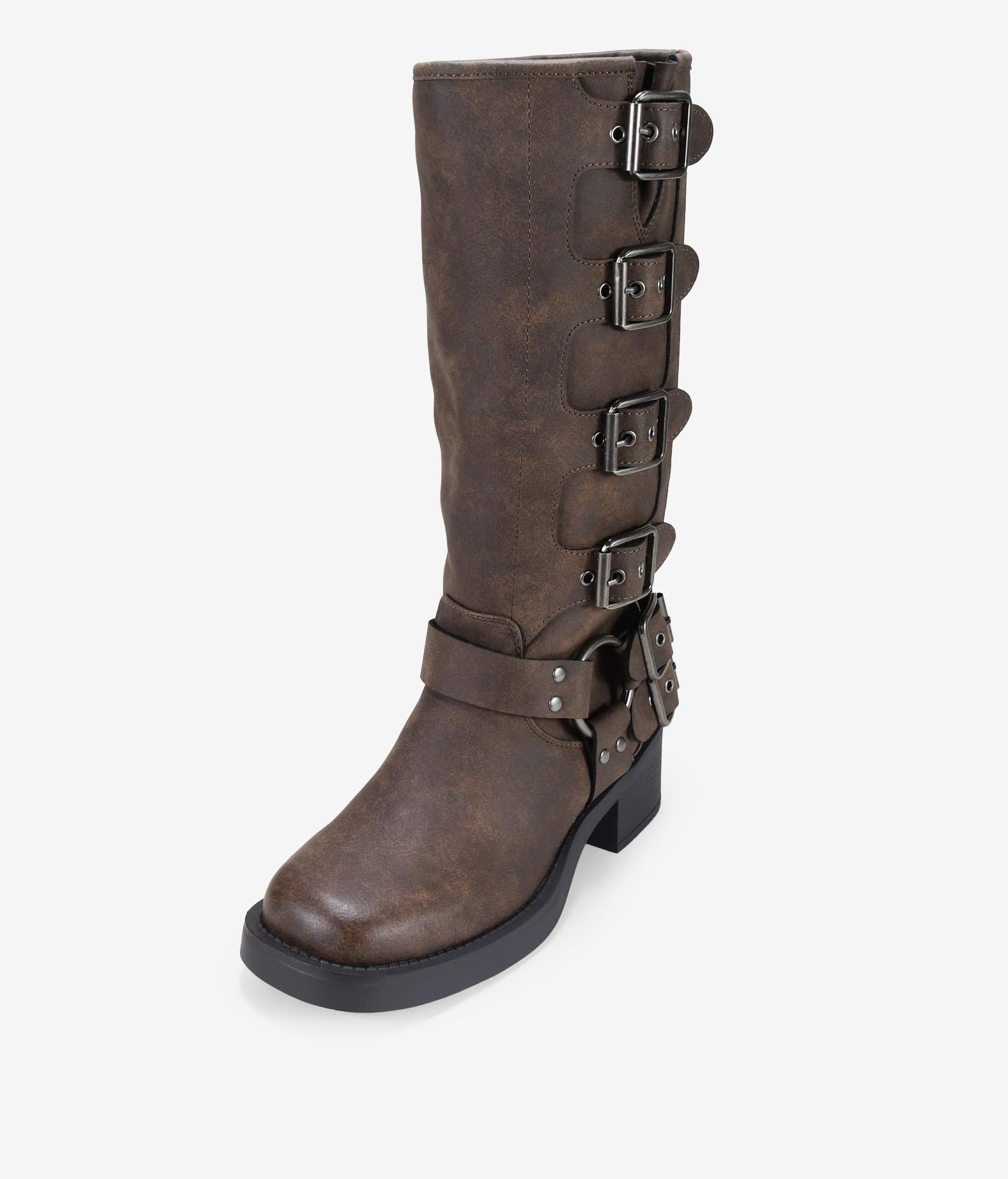 BOSANOVA Botas Altas Estilo Biker confeccionadas con Detalle de argolla metálica y Hebillas Decorativas en la caña y Suela Plana con Ligero tacón de 4.7 cm Sin Cierre. Calzado para Mujer
