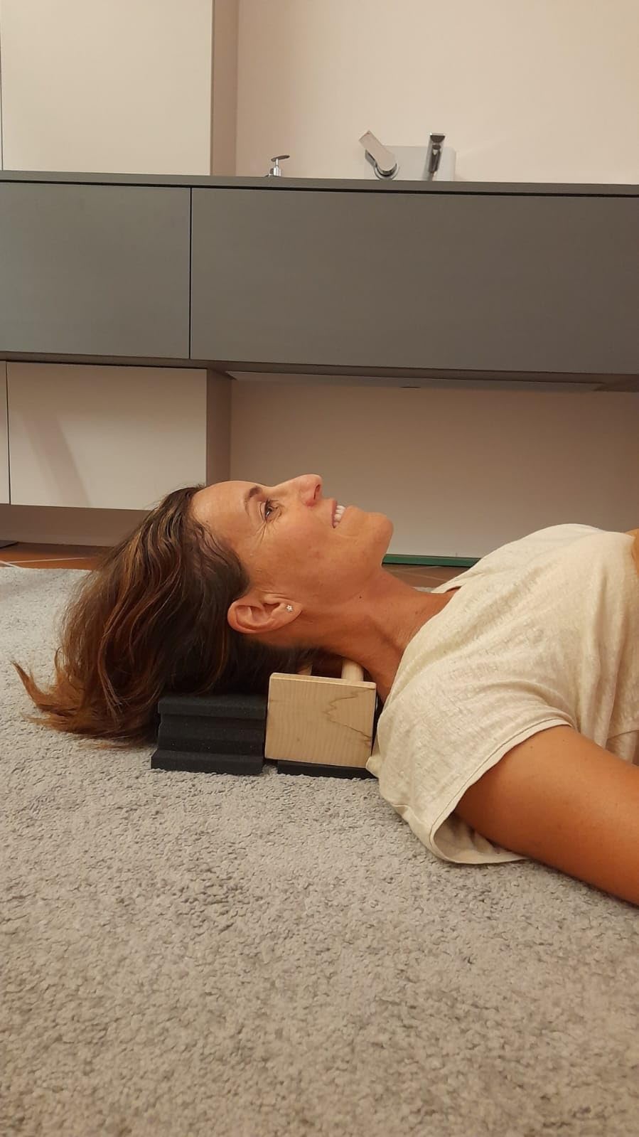 Teraparte - Massaggiatore Cervicale Professionale - Stimolazione Nervo Vago per Rilassamento Profondo - Legno Naturale Anti-Stress - Kit Completo con Accessori