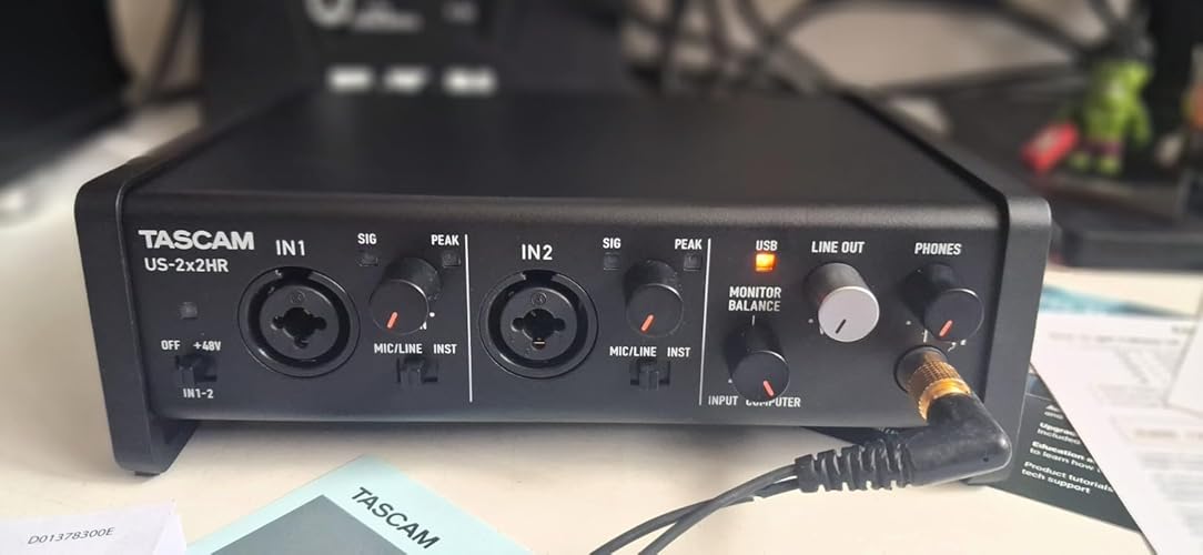Tascam US-2x2HR 2 Mic 2IN/2OUT High Resolution Versatile USB Audio
