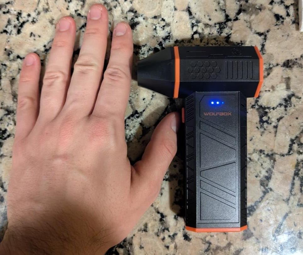 WOLFBOX MF50 Compressed Air Duster-110000RPM Super Power Cordless Air Duster, 3-Gear Adjustable Mini Blower with Rechargeable Battery, Dust Blower for Computer, Keyboard, House, Outdoor and Car photo review