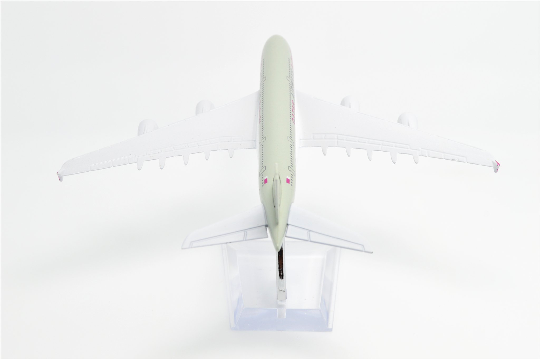 TANG DYNASTY(TM) 1400 16cm Air Bus A380 Qatar Airways Plane Metal