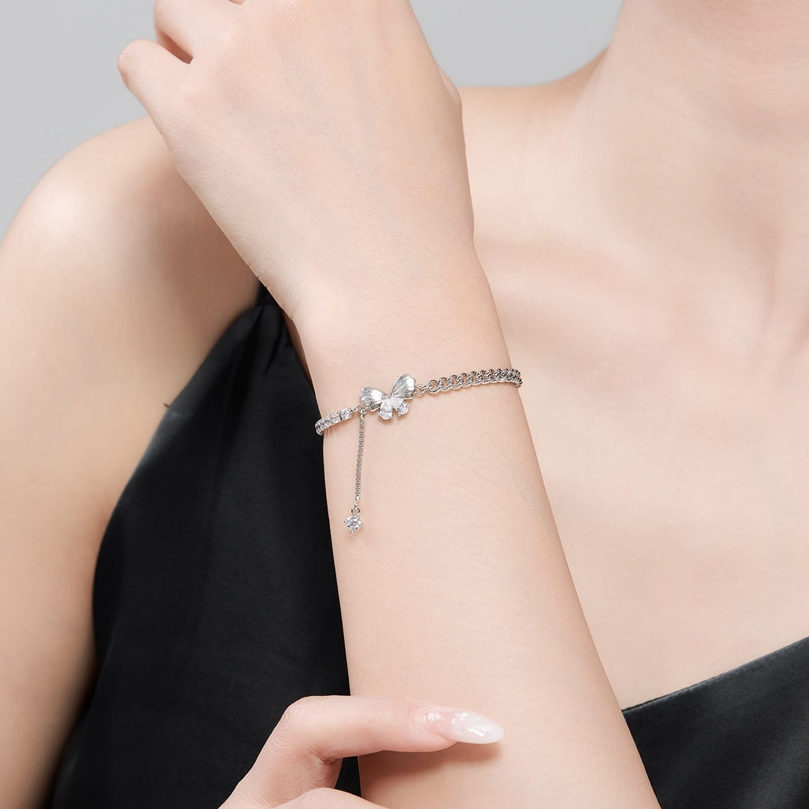 KnSam Bracciale in vero oro bianco 18 carati Au750 con moissanite, farfalla in platino 950, Oro bianco 18 carati (750), Moissanite