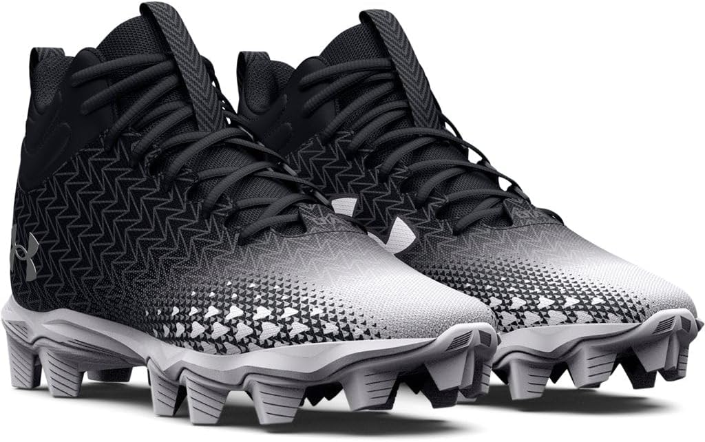 Under Armour Spotlight Franchise 3.0 RM Mens Football Cleats
