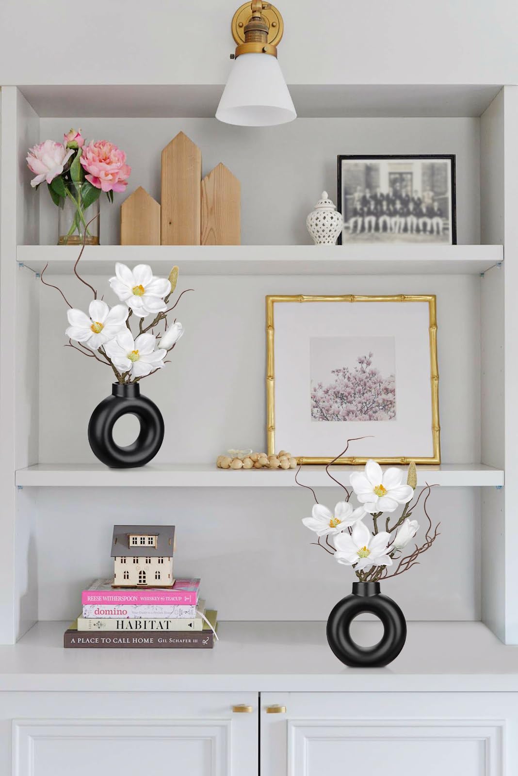 Hollyone Set van 2 kleine witte kunstmatige orchideeën in vaas, kleine kunstmatige orchideeën met glazen vaas, nep phalaenopsis decoratie voor bruiloft, tafeldecoratie, decoratie
