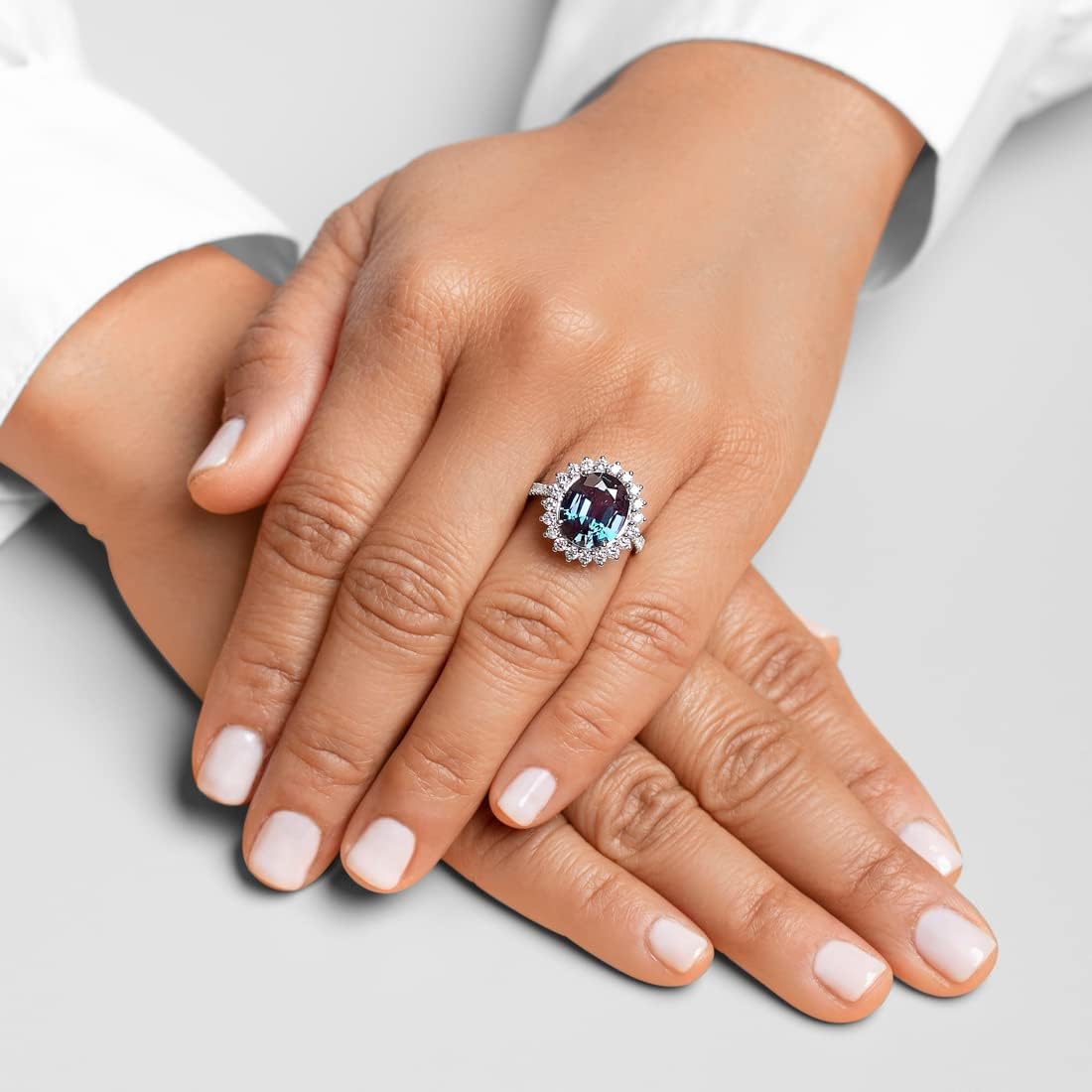 PEORA 6.75 Carats Created Alexandrite Lab Grown Diamond Ring in 14K White or Yellow Gold, Color-Changing Oval Shape, Sizes 4 to 10