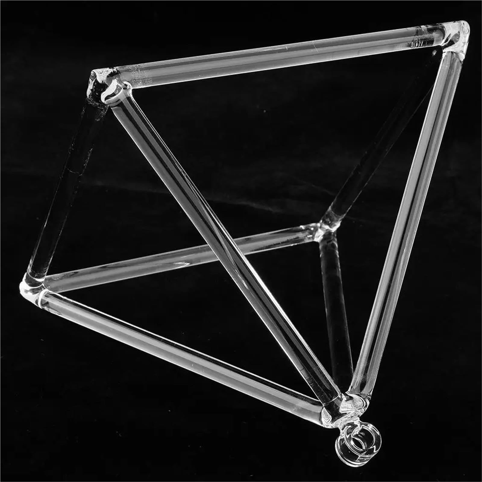 Singende Kristallpyramide