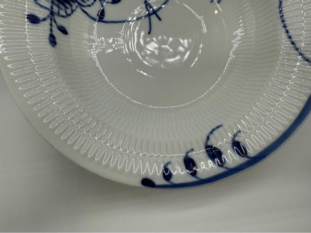 レア ロイヤルコペンハーゲン バーガンディ25cm 大皿 デンマーク製 レア ロイヤルコペンハーゲン バーガンディ25cm 大皿 デンマーク製