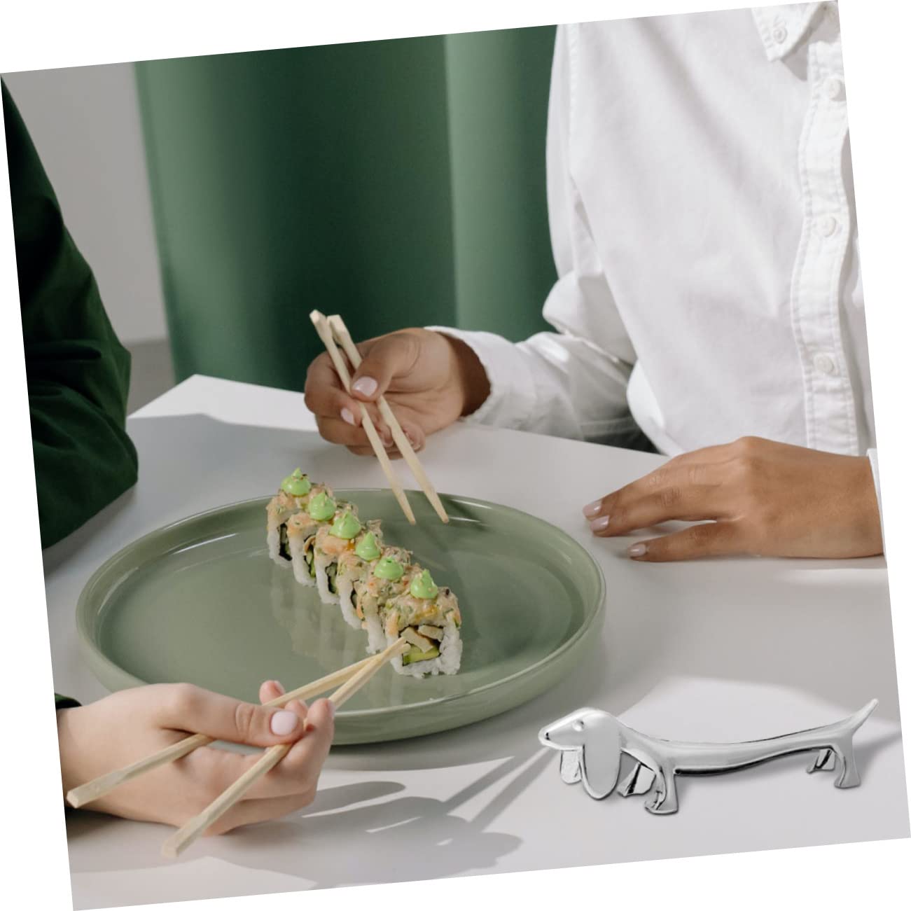 BESTonZON 8 Pcs Cucciolo Bacchette Riposo Mini Spatola Mini Cucchiaio Bassotto Statua Supporto Forchette Cremagliera Bacchette Cuscino Forniture Per La Cena Portaposate In Metallo