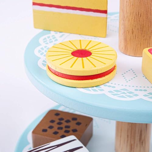 Miniatura 7 de Bigjigs Toys Soporte de madera para tartas con 9 pasteles de madera para jugar, comida de juguete de calidad para niños pequeños y niños, accesorios