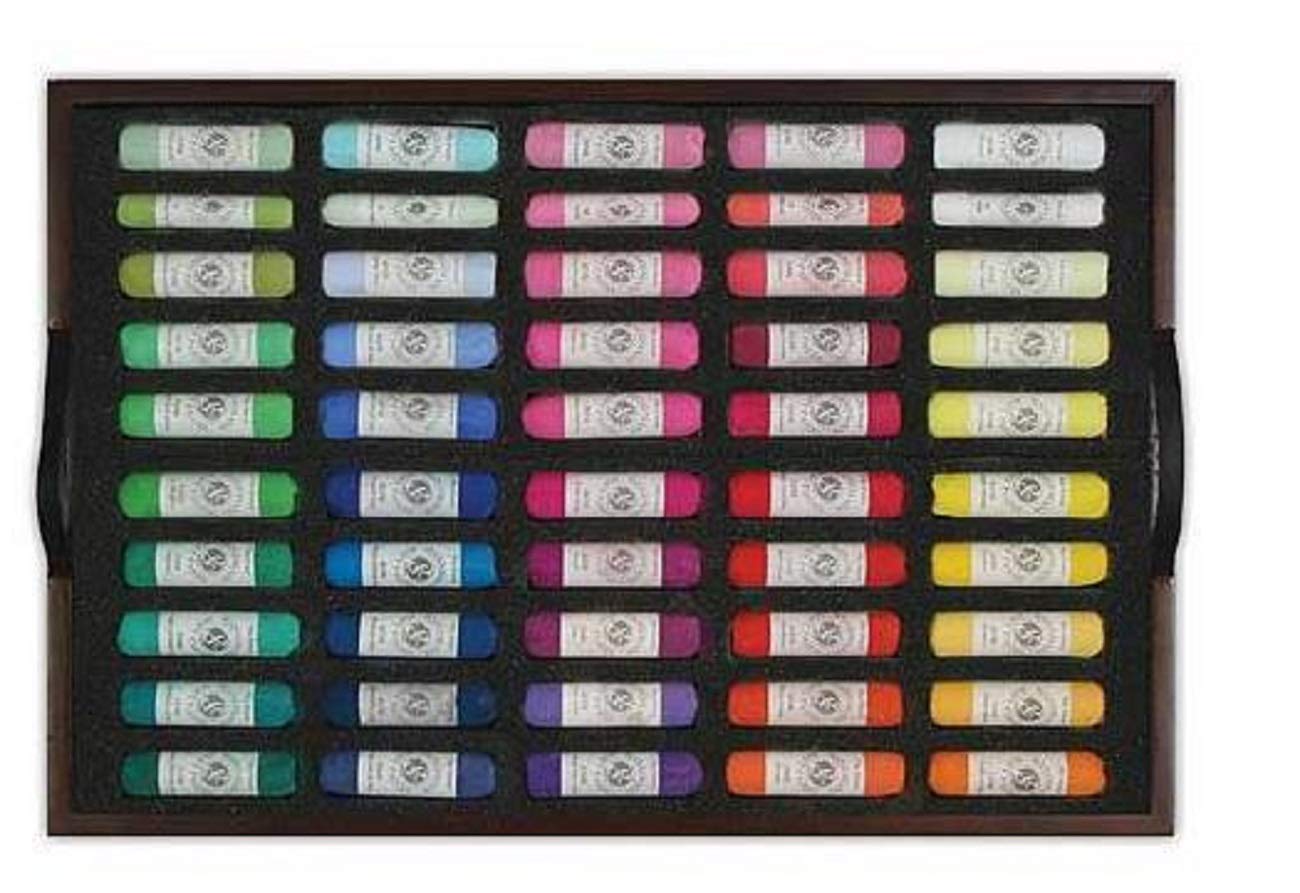 Mungyo Artists Handmade Soft Pastels 200 Colors Set Wooden Case