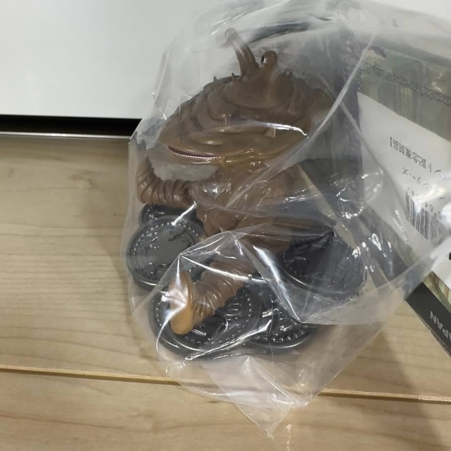 CCP ミドルサイズシリーズ カネゴン 2体 Amazon.co.jp: CCP ミドルサイズシリーズ カネゴン羽田空港