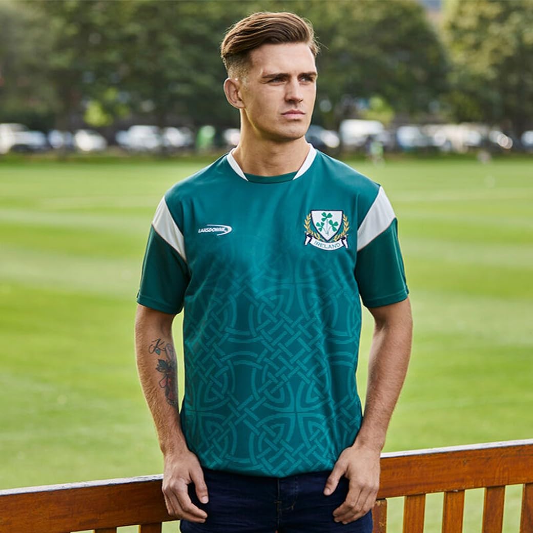 Lansdowne Green Ireland Celtic Design Performance T-Shirt Grünes Irland T-Shirt mit keltischem Design