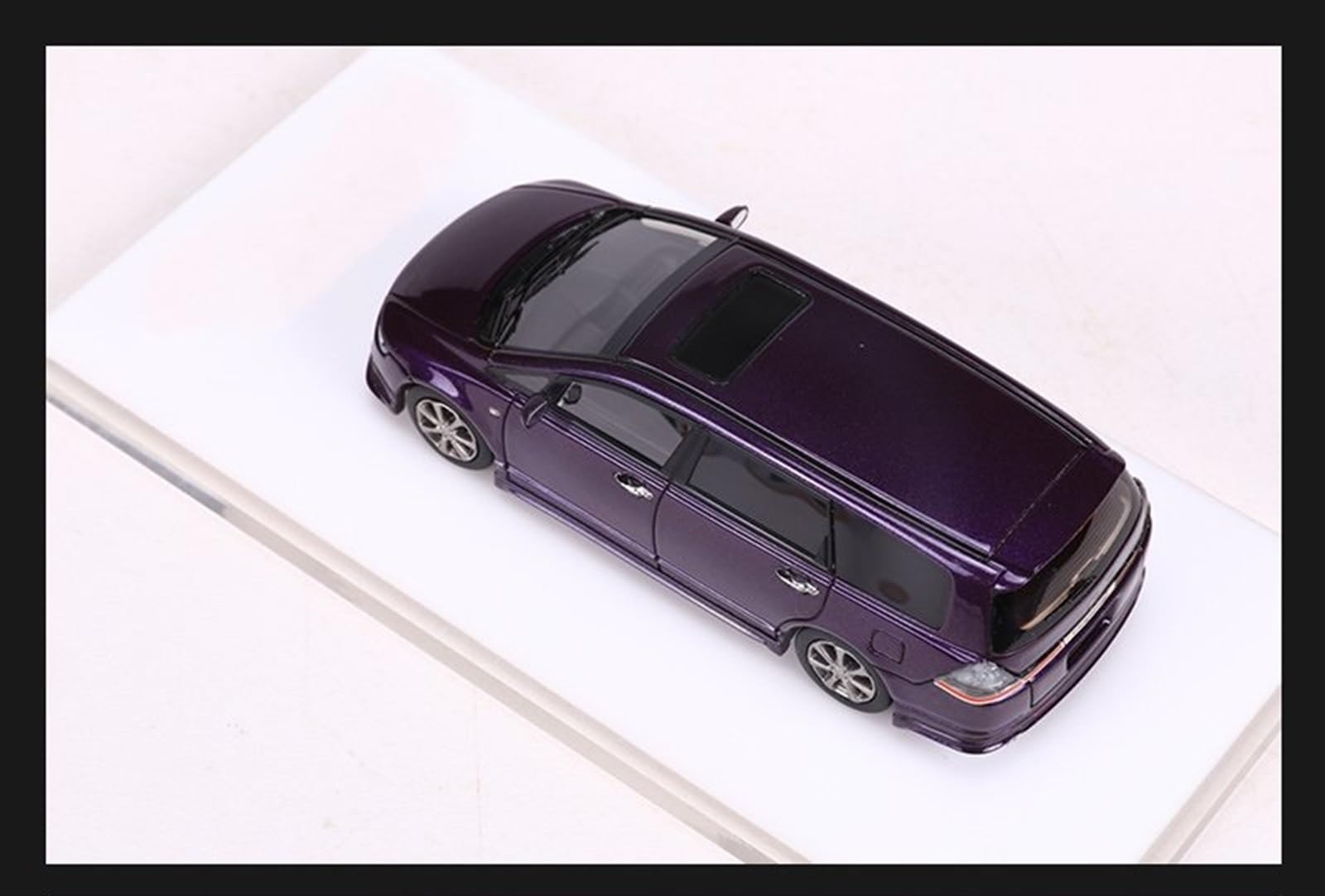 Amazon.co.jp: 車のモデル 1:64 ホンダオデッセイミディアム MPV