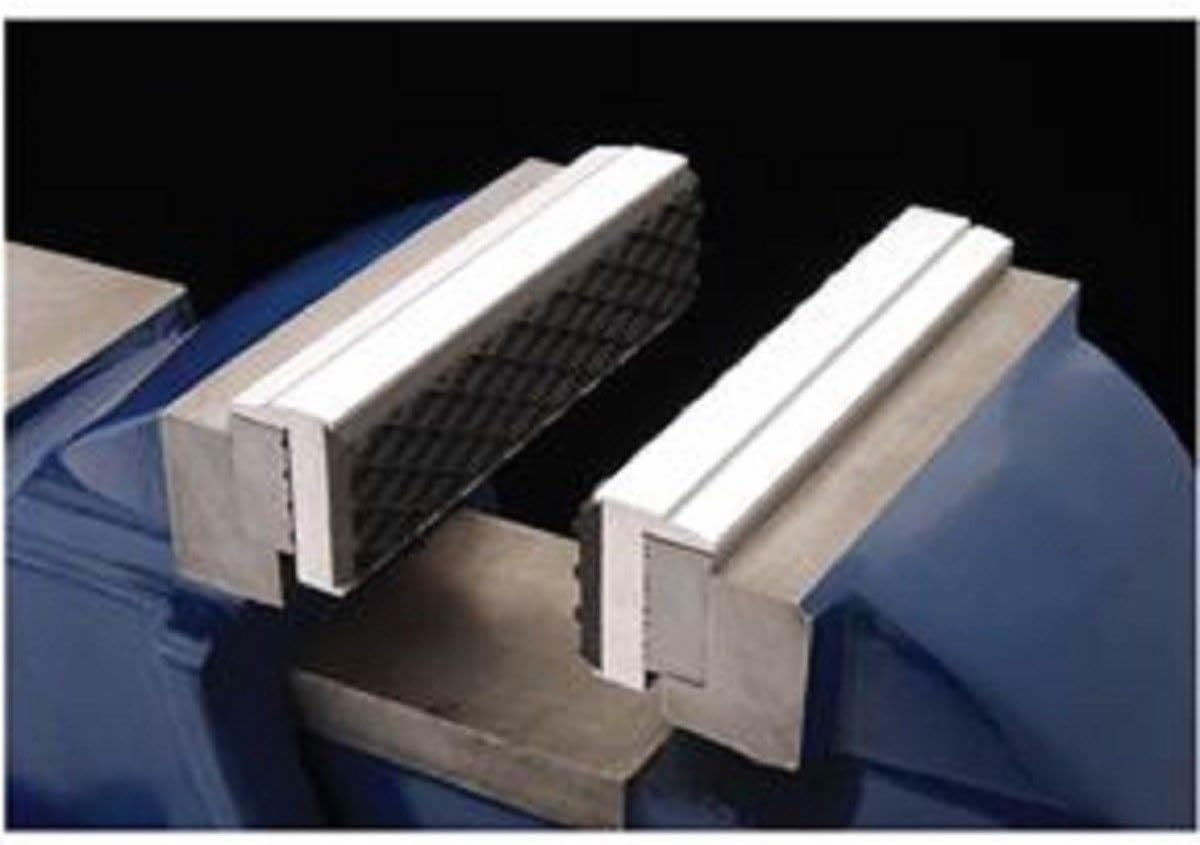 COLIBROX Pair of Magnetic Aluminium Rubber Soft Pad Jaws For Metal Vise 5 1/2 Long Pads