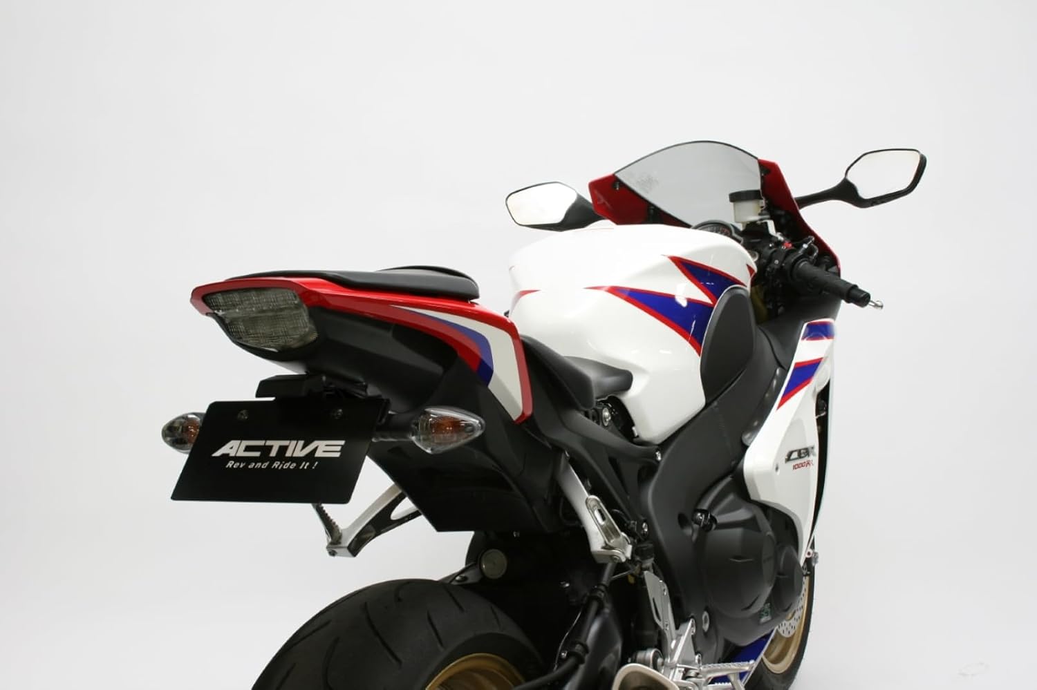 フェンダーレスキット ブラック CBR1000RR 10-11 LED仕様 1151059