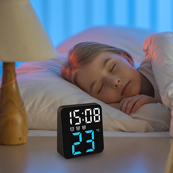 Sıcaklıklı Duvar Saati, Pille Çalışan Çalar Saat Duvar Saati, Ayarlanabilir Parlaklık Dimmer, LED Elektronik Tarih Sıcaklık Göstergesi Akıllı Duvar Aksesuarları