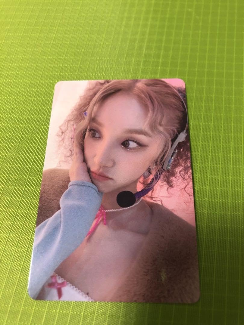 Amazon.co.jp: GI-DLE g-idle ウギ トレカ I FEEL フォトブック ver