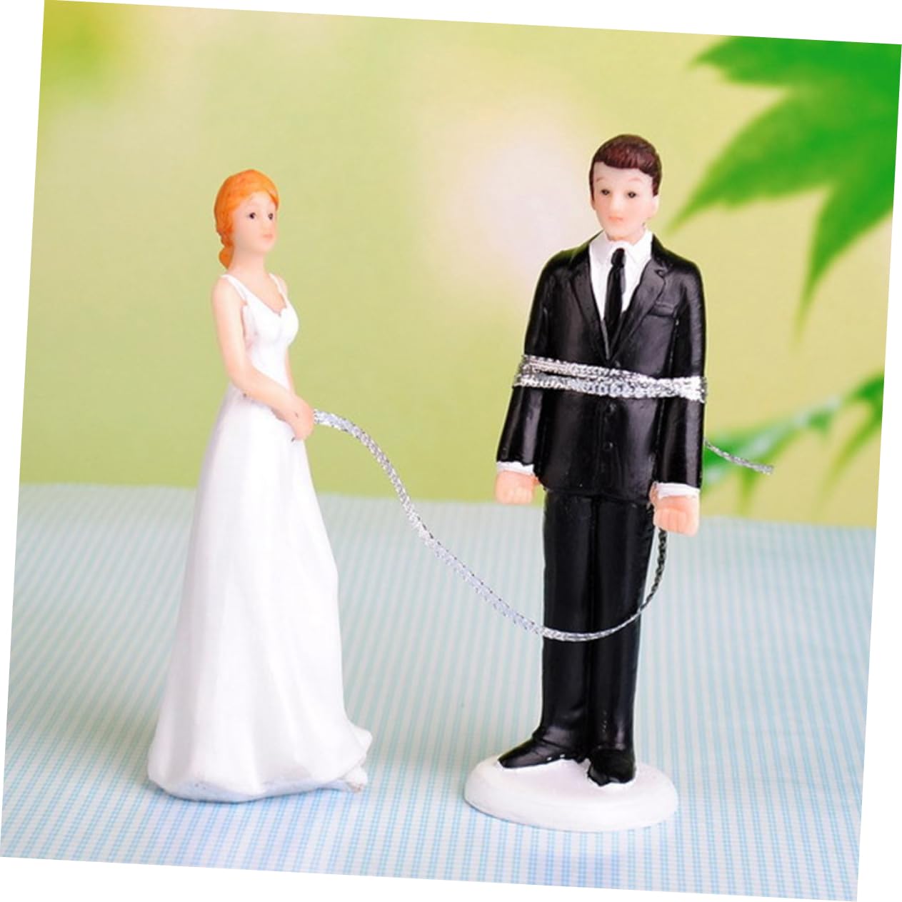 Abaodam 2st Braut Bräutigam Figuren Desktop-ornament Des Bräutigams Romantische Statue Hochzeitstorte Ornament Hochzeits-cupcake Paar Kuchenfiguren Liebhaber Hochzeitskarte Miniatur