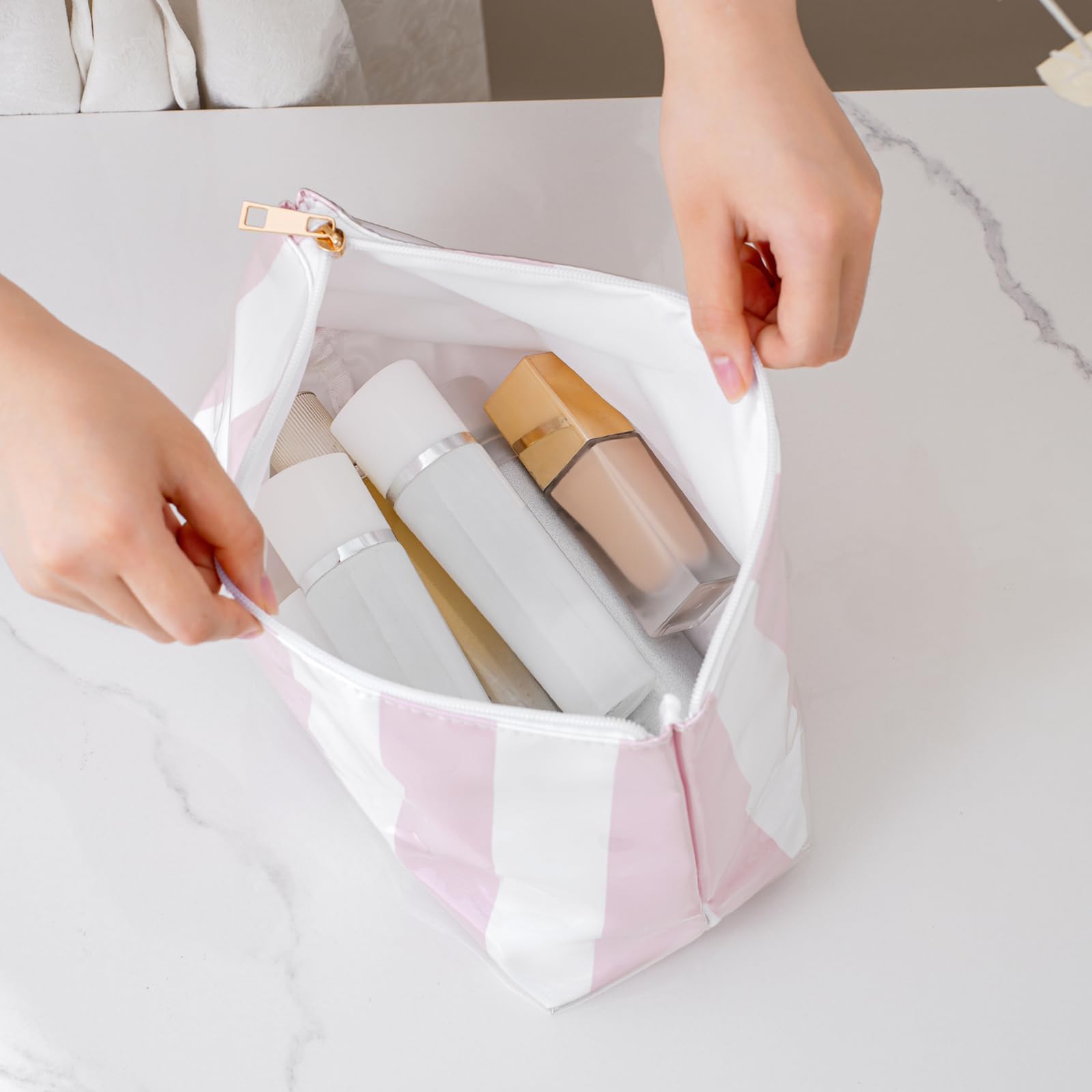 Grande borsa per il trucco a righe in PVC, impermeabile, con rivestimento trasparente, facile da pulire, organizer da viaggio con cerniera, borsa essenziale per vacanze al mare, per donne e ragazze